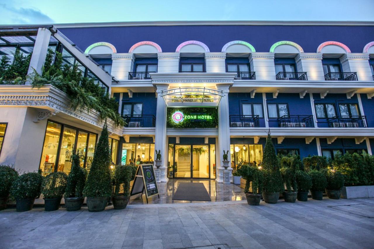 Ozone Hotel Samyan Bangkok Exterior photo